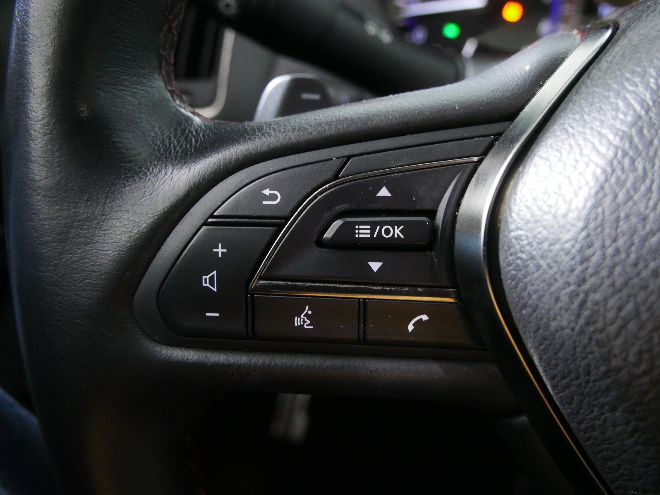 2022 INFINITI Q60 RED SPORT 400