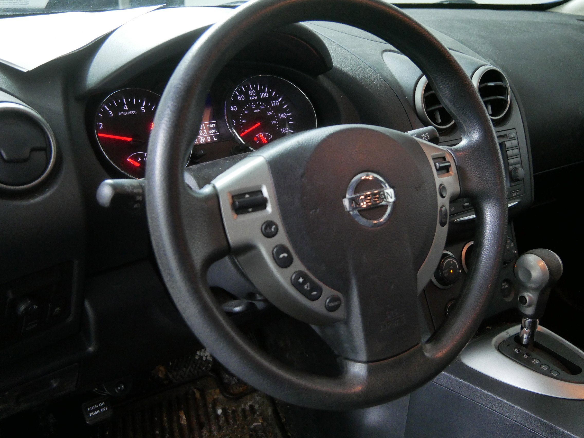 2011 Nissan Rogue SV