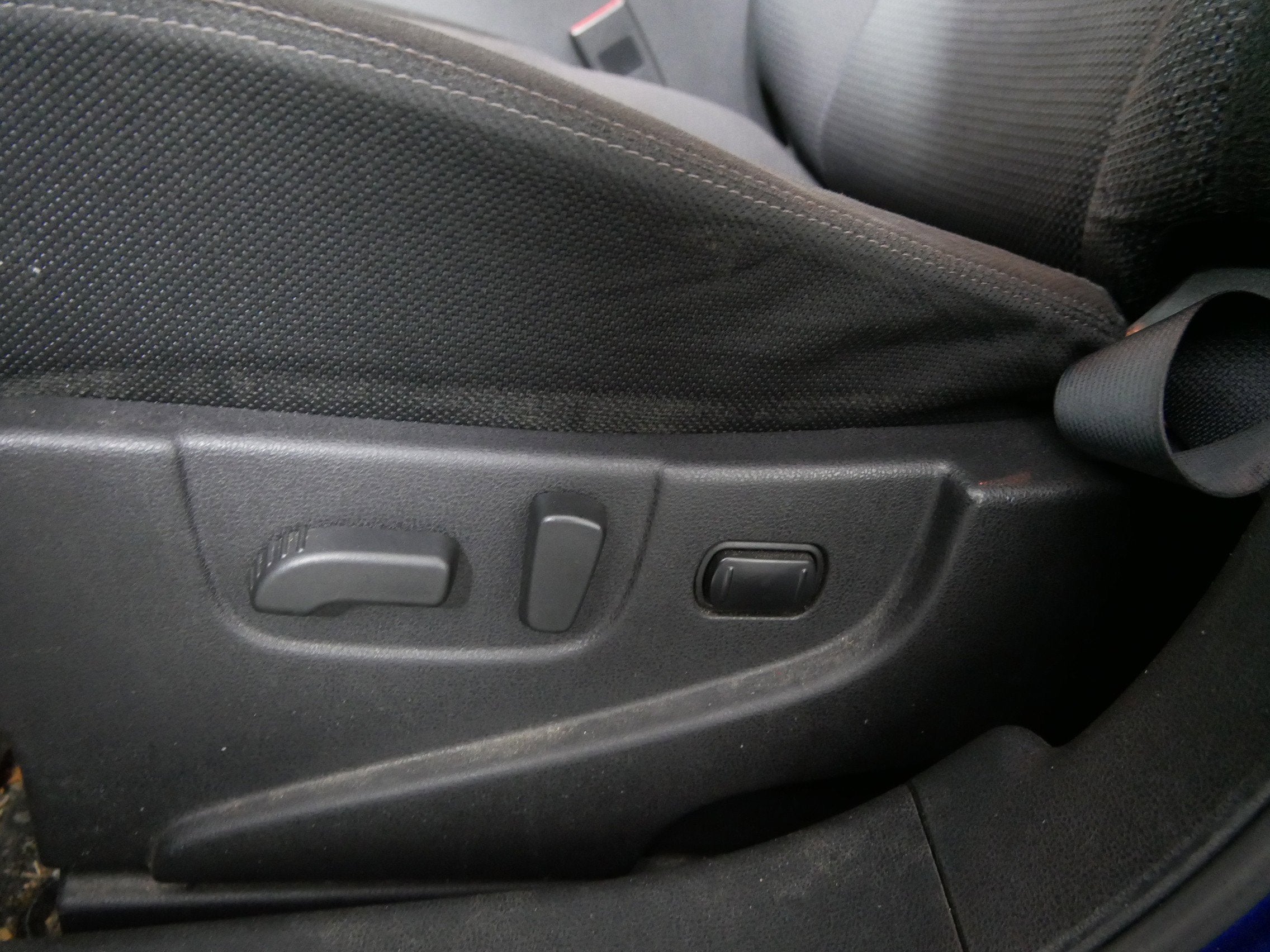 2011 Nissan Rogue SV