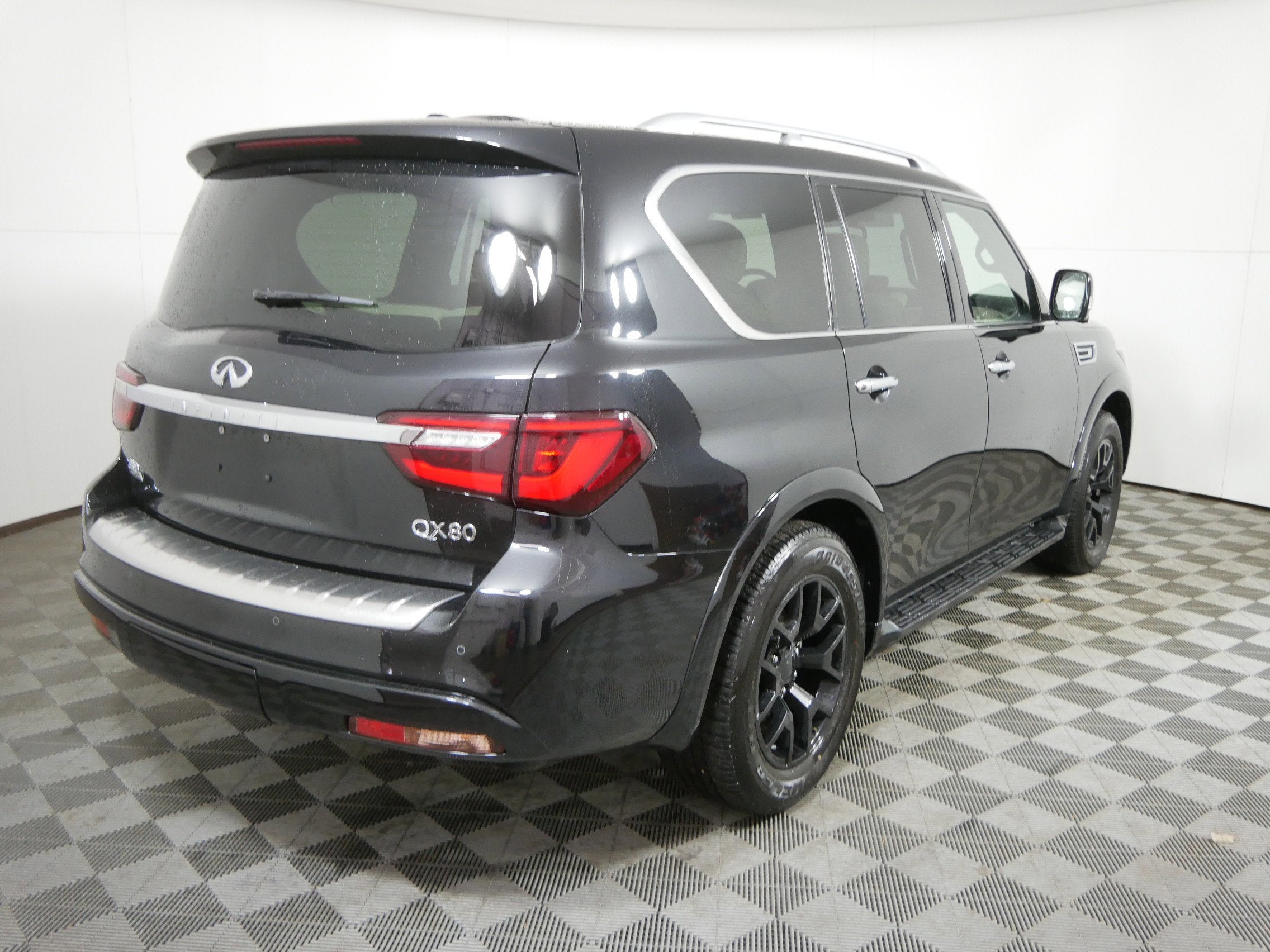 2024 INFINITI QX80 PREMIUM SELECT