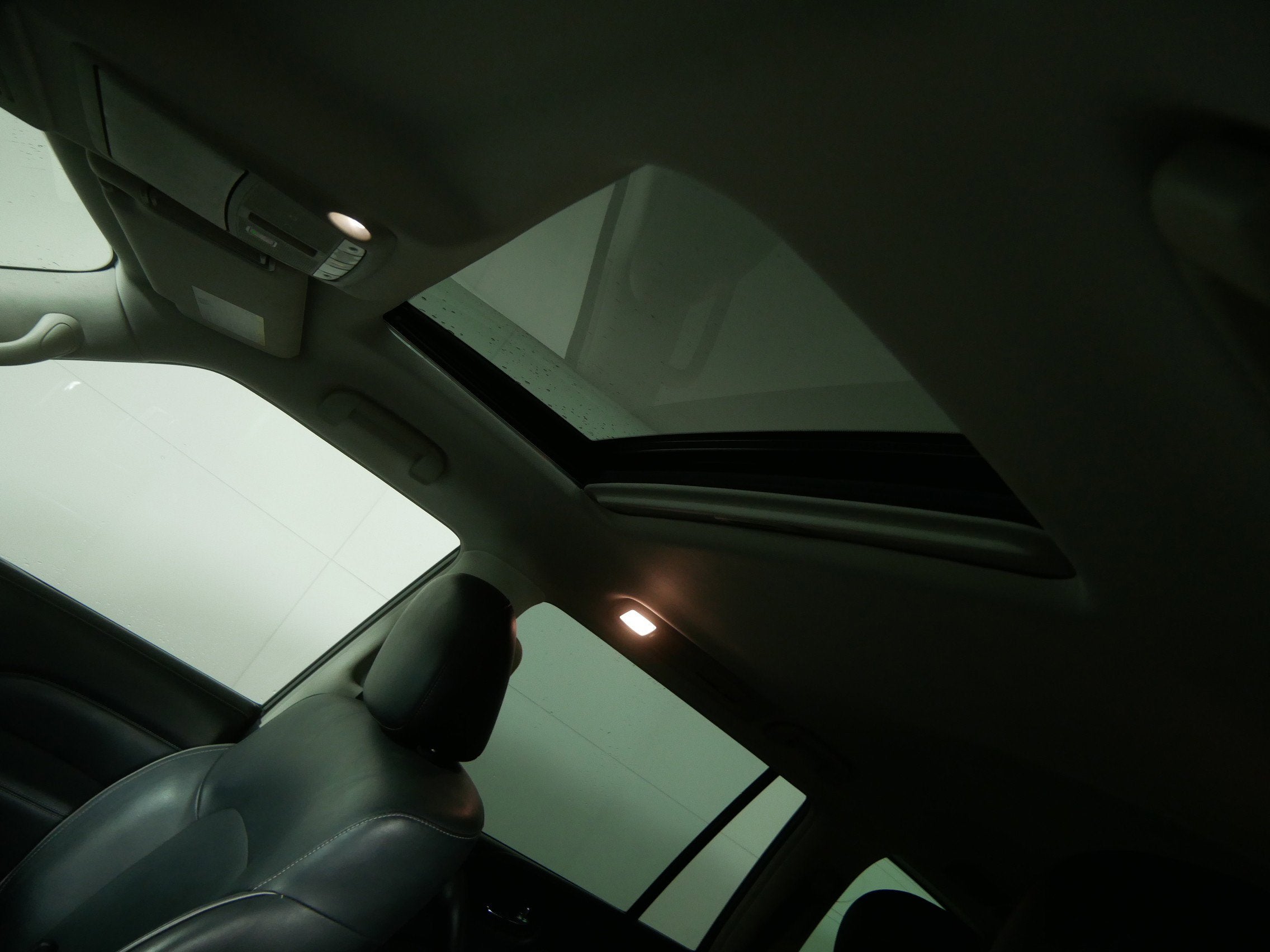 2022 INFINITI QX80 LUXE