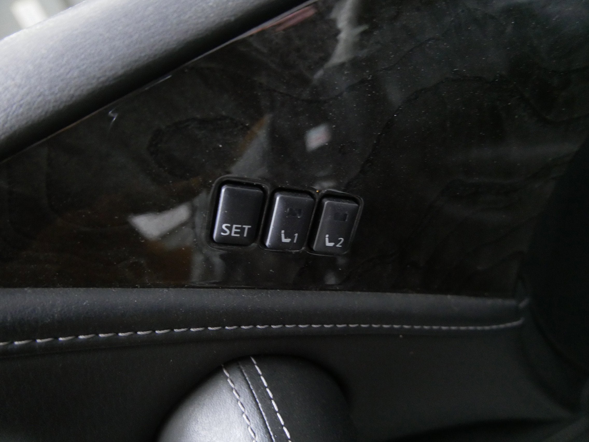 2022 INFINITI QX80 LUXE