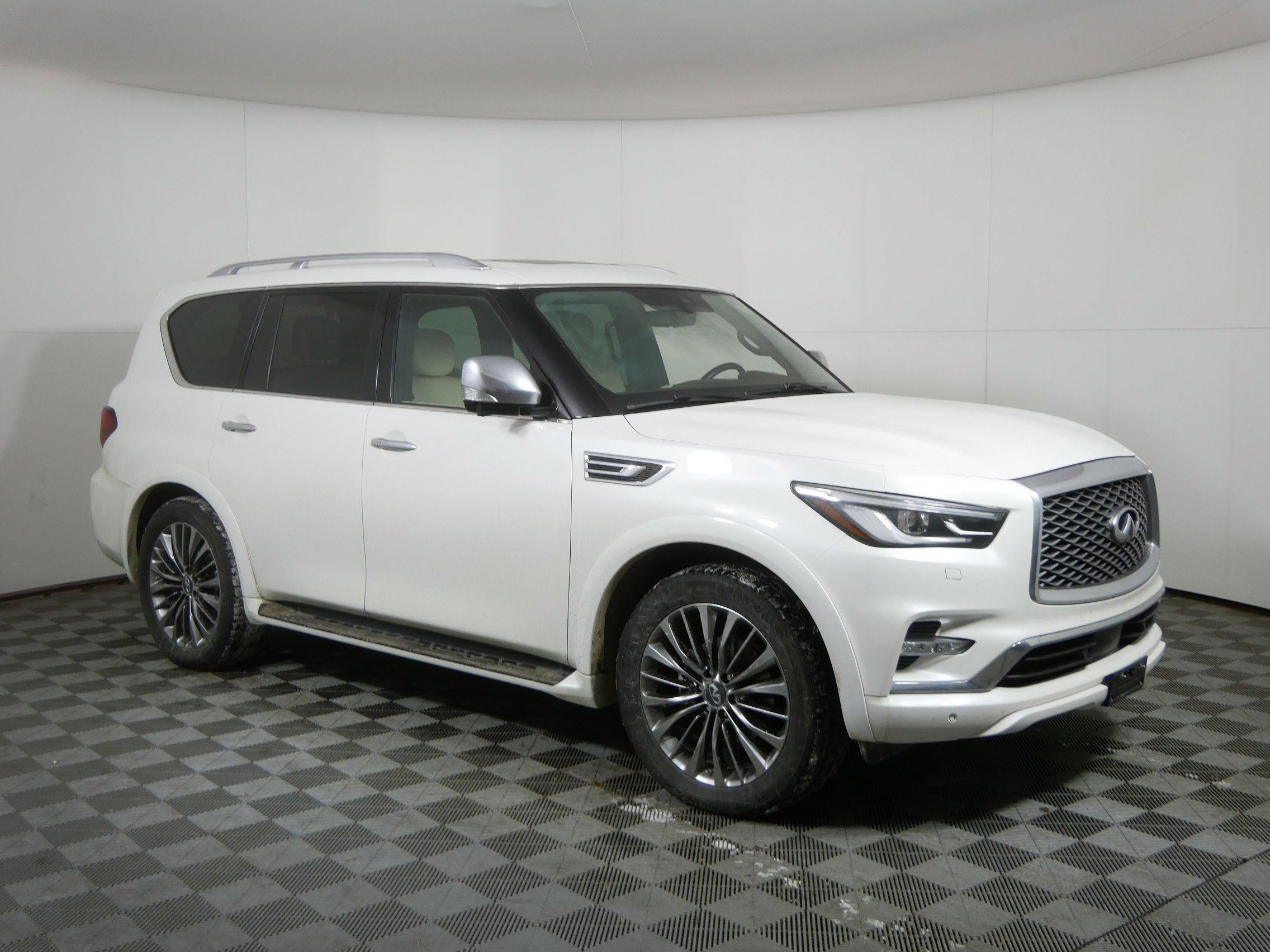2021 INFINITI QX80 SENSORY