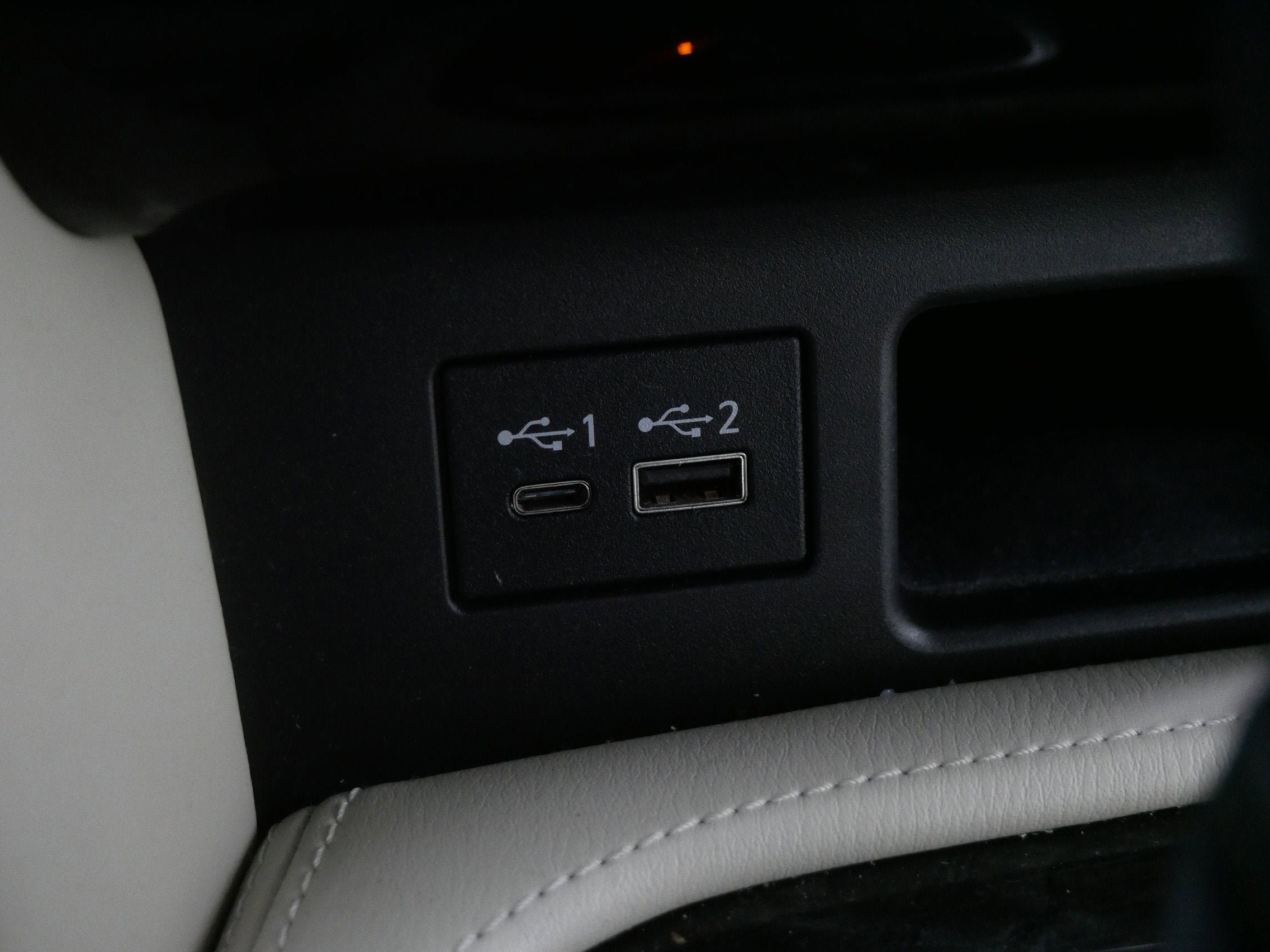 2021 INFINITI QX80 SENSORY