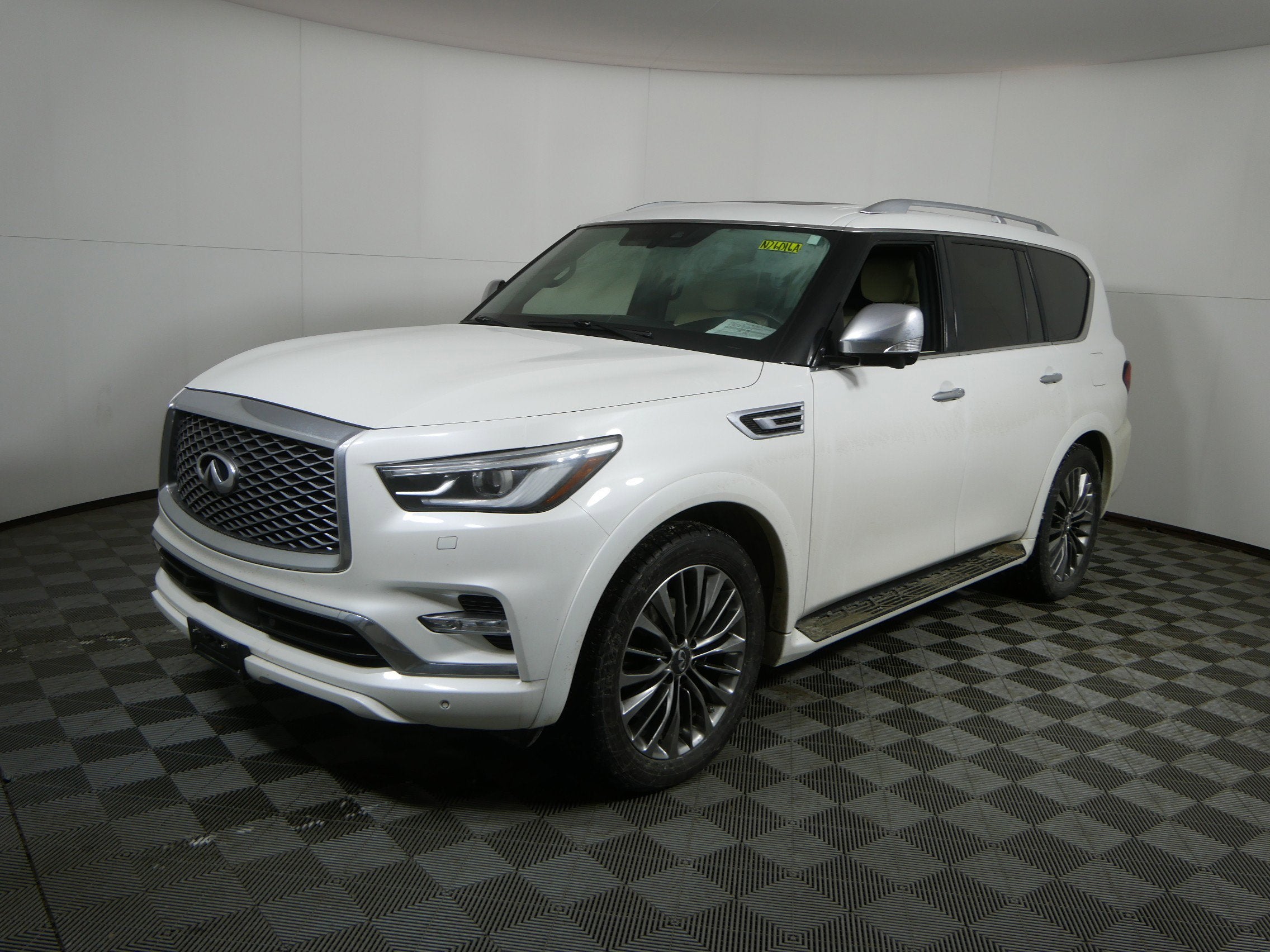 2021 INFINITI QX80 SENSORY