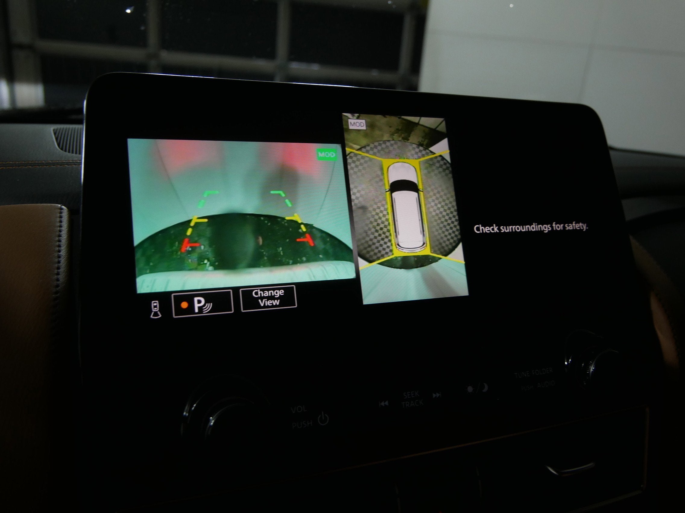 2023 INFINITI QX80 SENSORY