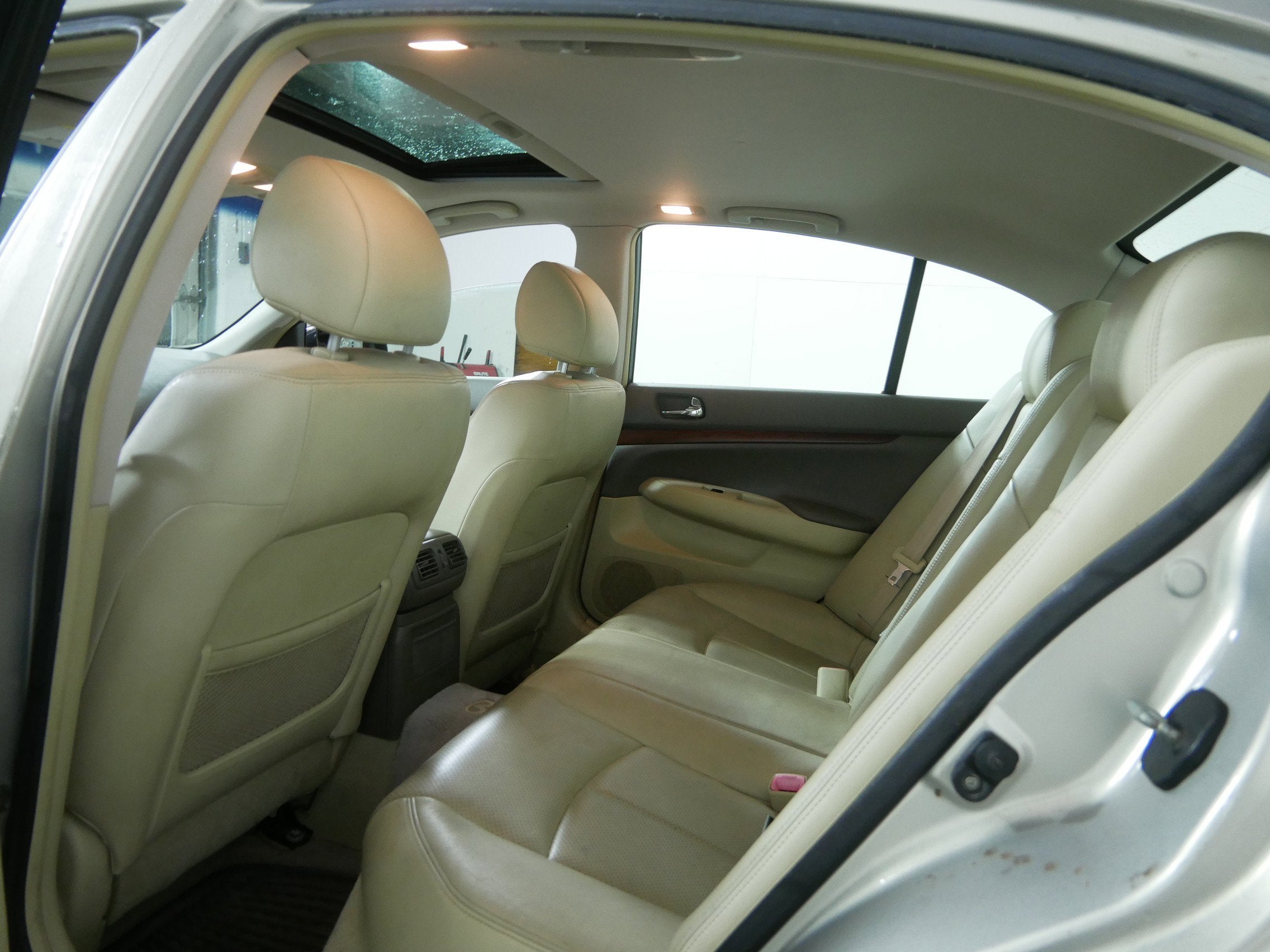 2008 INFINITI G35 Sedan x