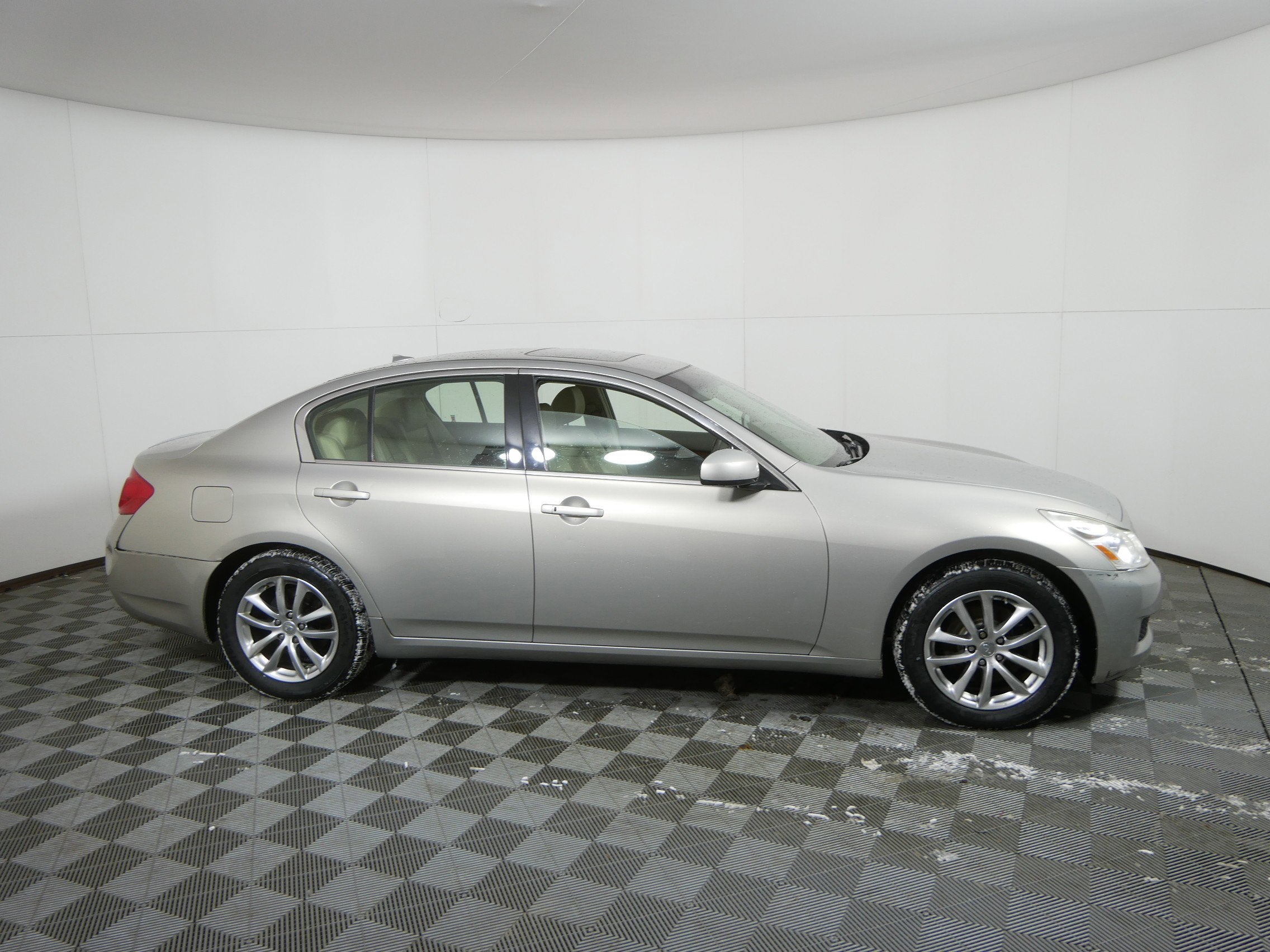 2008 INFINITI G35 Sedan x