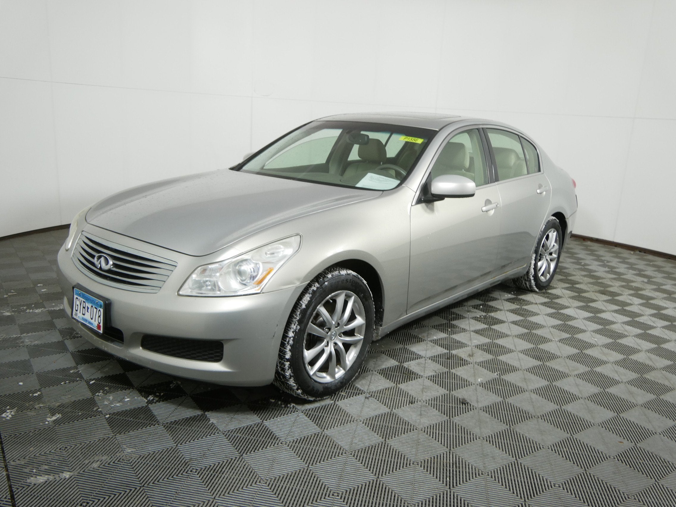 2008 INFINITI G35 Sedan x