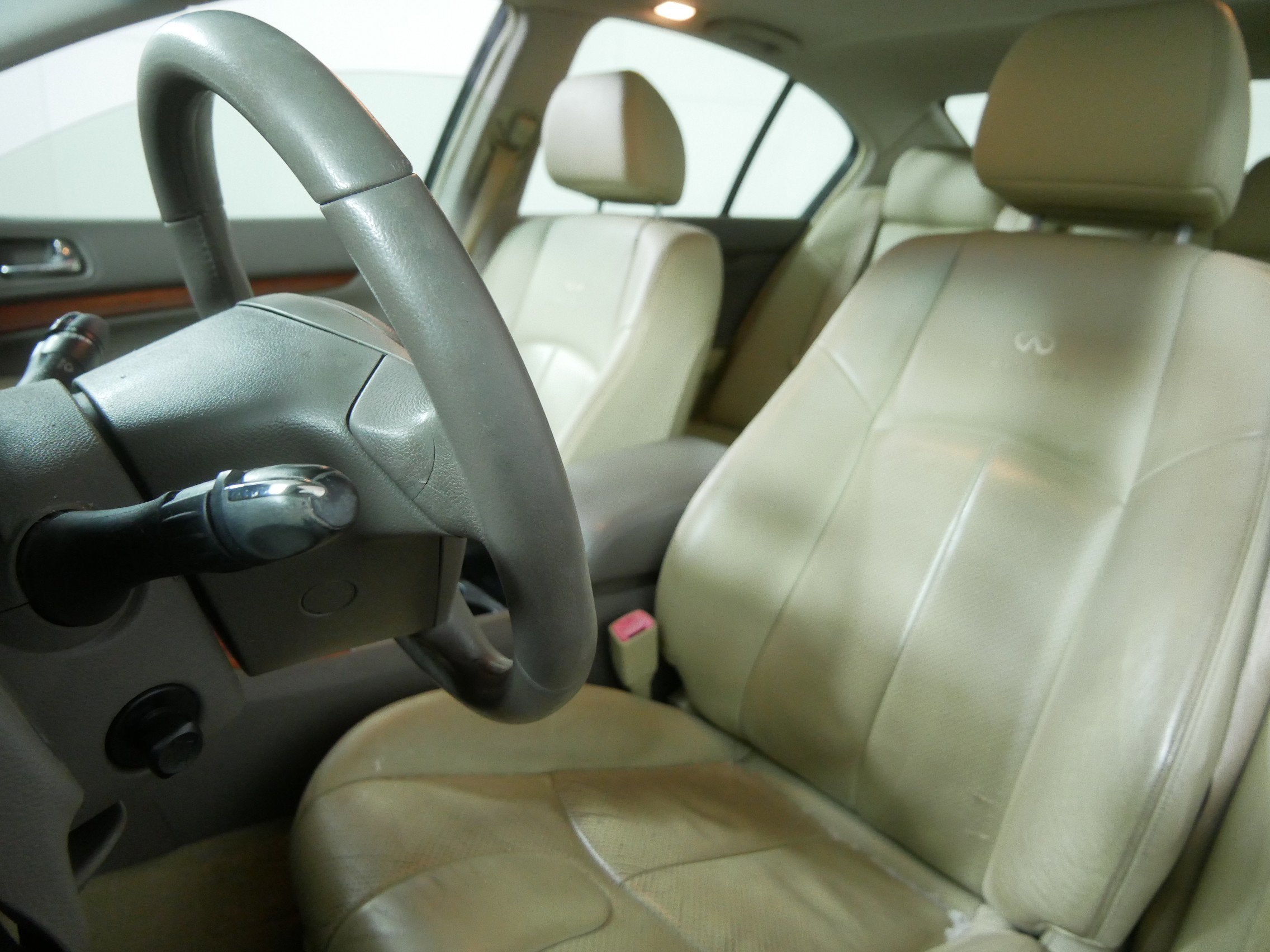 2008 INFINITI G35 Sedan x