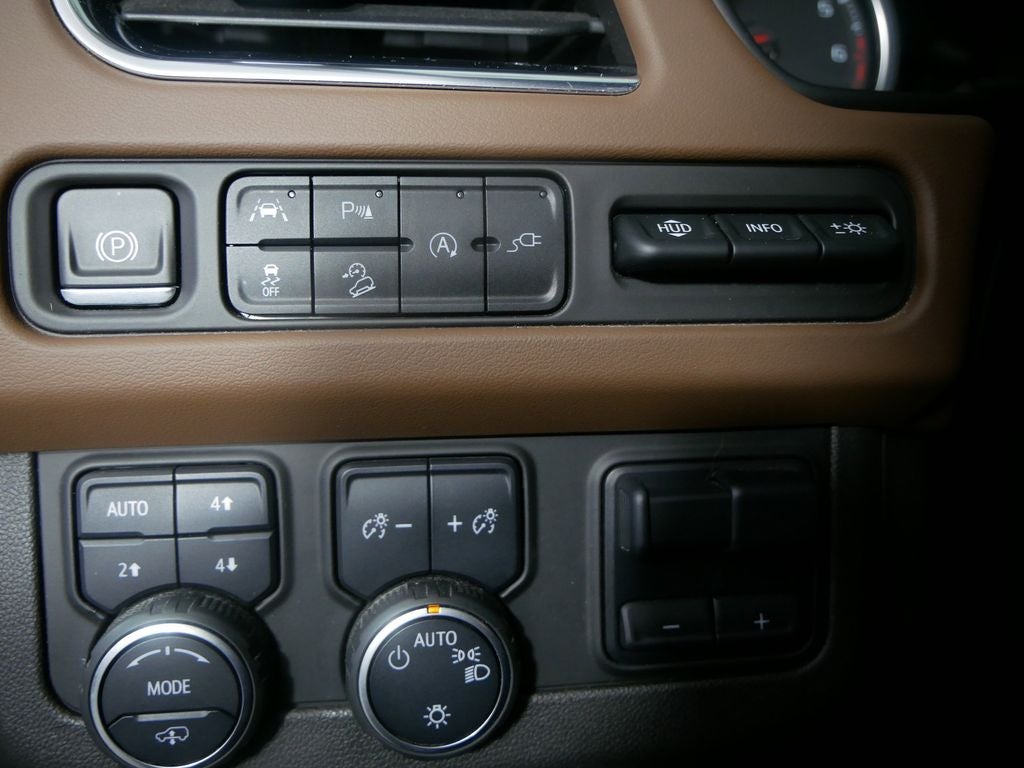 2021 Chevrolet Tahoe High Country DELUXE