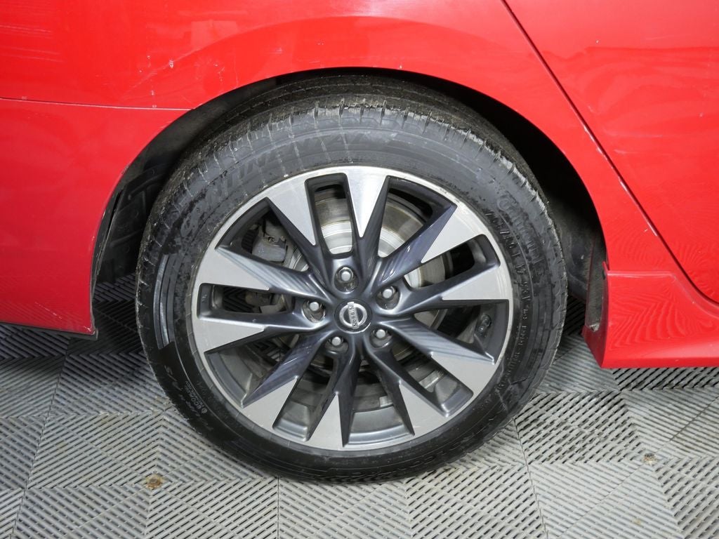 2019 Nissan Sentra SR