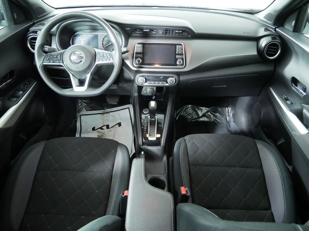 2020 Nissan Kicks SV