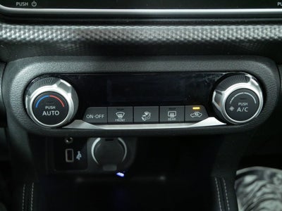 2020 Nissan Kicks SV