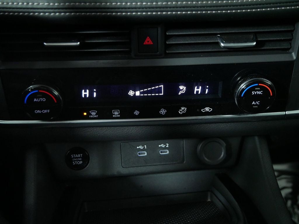 2025 Nissan Rogue SV