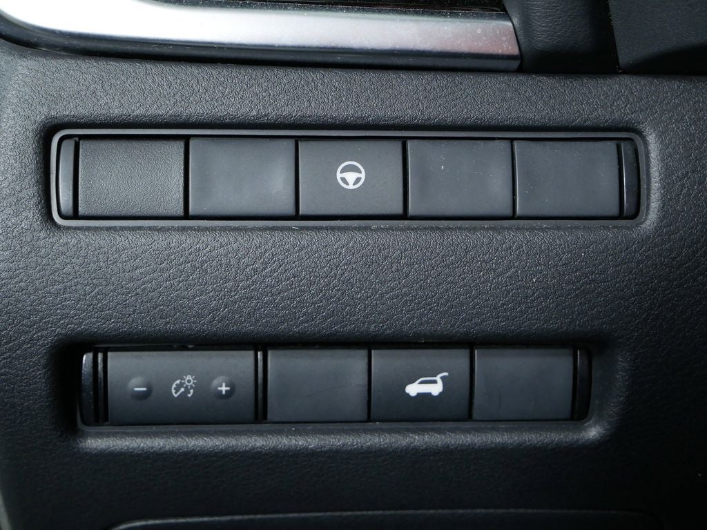 2023 Nissan Rogue SL Premium Package