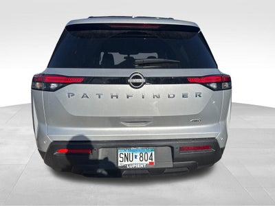 2025 Nissan Pathfinder SV