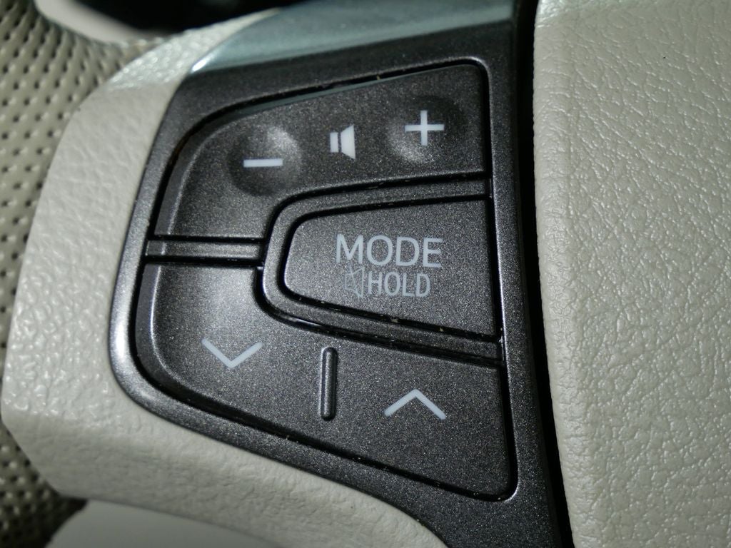 2014 Toyota Sienna XLE 7 Passenger