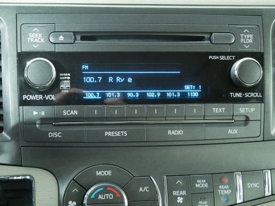 2014 Toyota Sienna XLE 7 Passenger