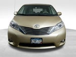 2014 Toyota Sienna XLE 7 Passenger