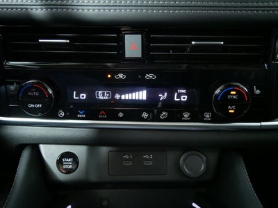 2025 Nissan Rogue Platinum