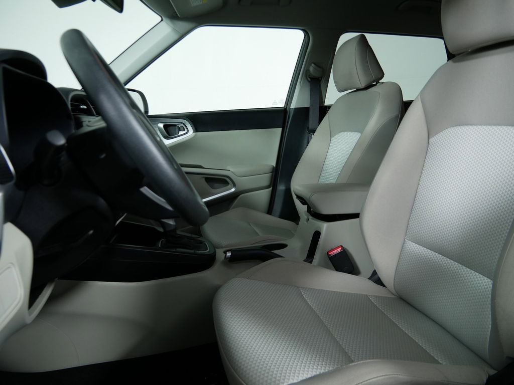 2025 Kia Soul LX Technology Package