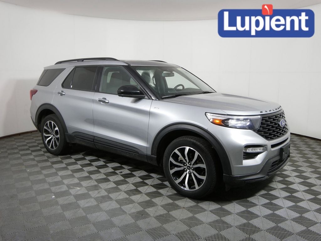2023 Ford Explorer ST-Line