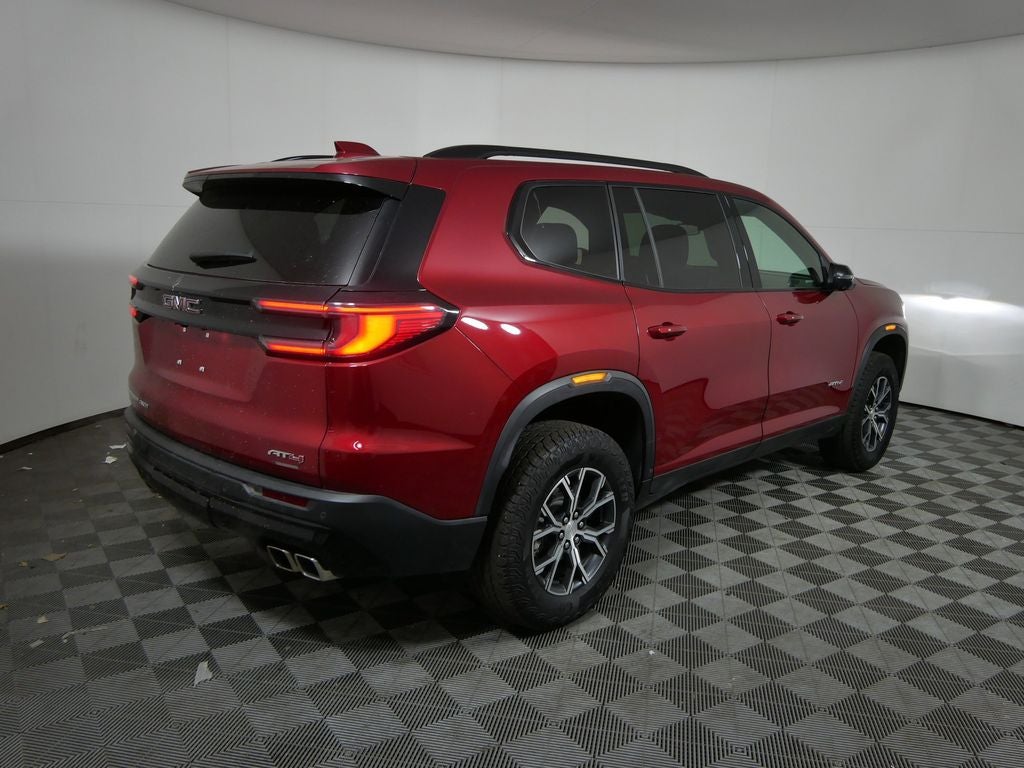 2024 GMC Acadia AT4