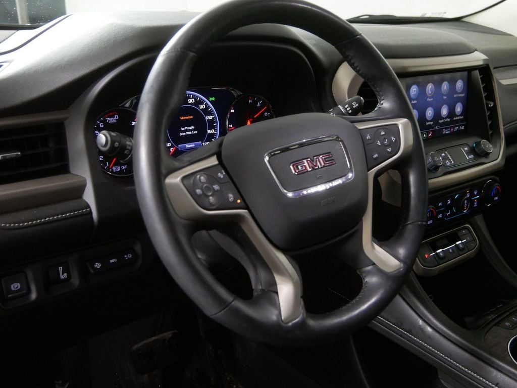 2022 GMC Acadia Denali