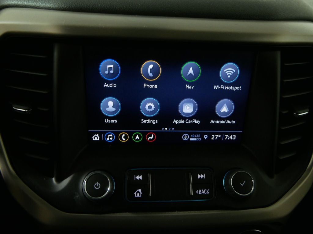 2022 GMC Acadia Denali