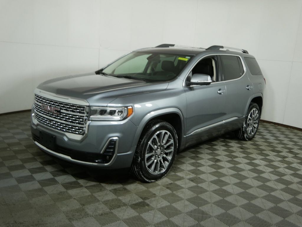 2022 GMC Acadia Denali