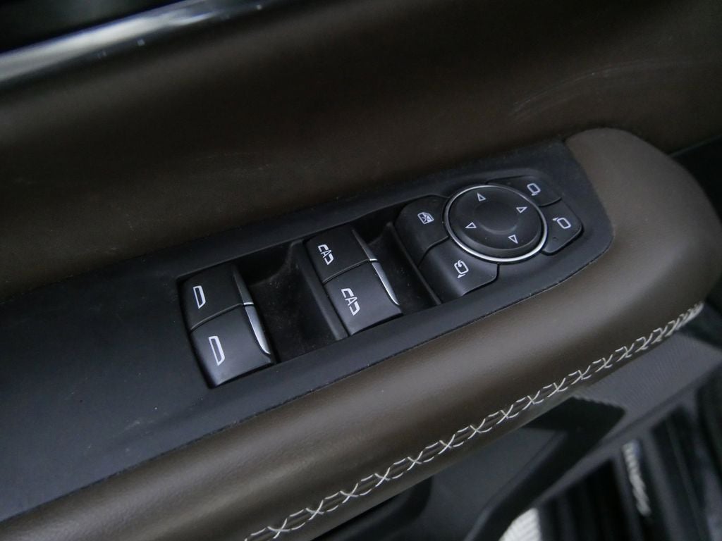 2025 GMC Yukon Denali Ultimate