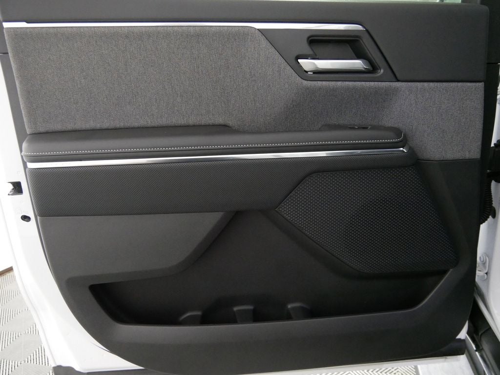 2026 GMC Sierra EV ELEVATION