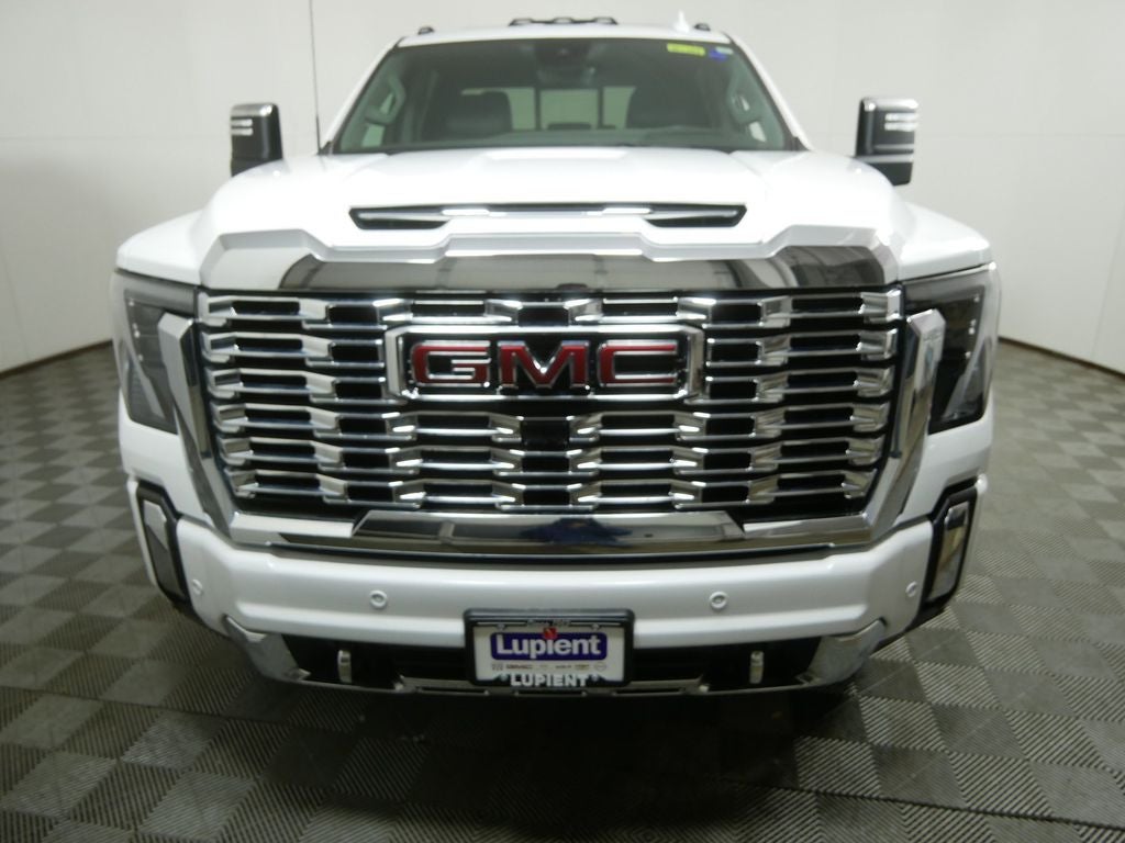 2025 GMC Sierra 3500HD Denali