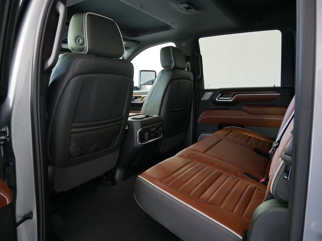 2025 GMC Sierra 3500HD Denali Ultimate