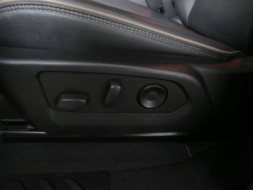 2023 GMC Canyon Denali