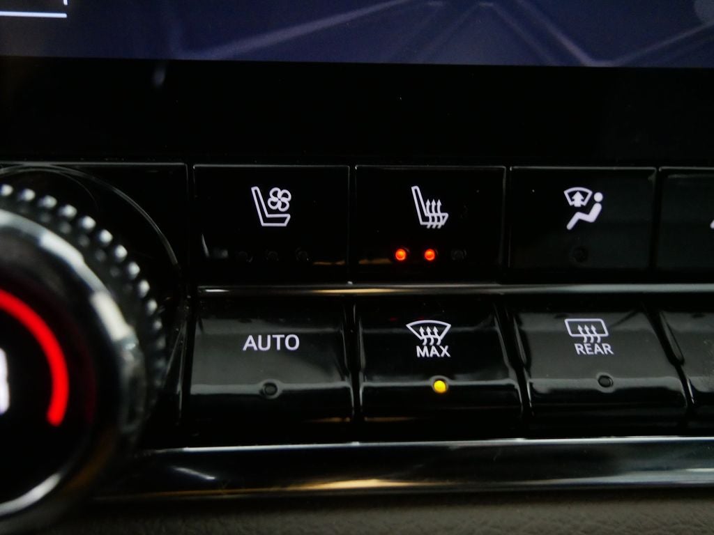 2023 GMC Canyon Denali