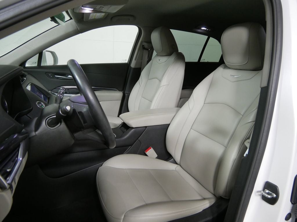 2020 Cadillac XT4 Luxury