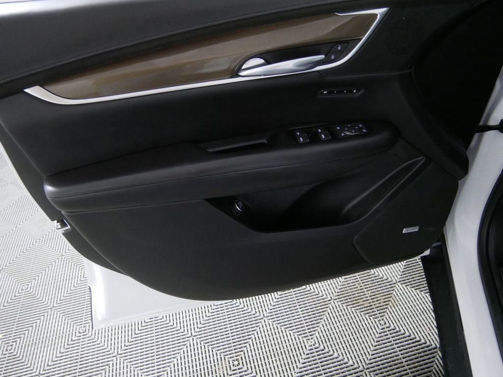 2019 Cadillac XT5 Platinum