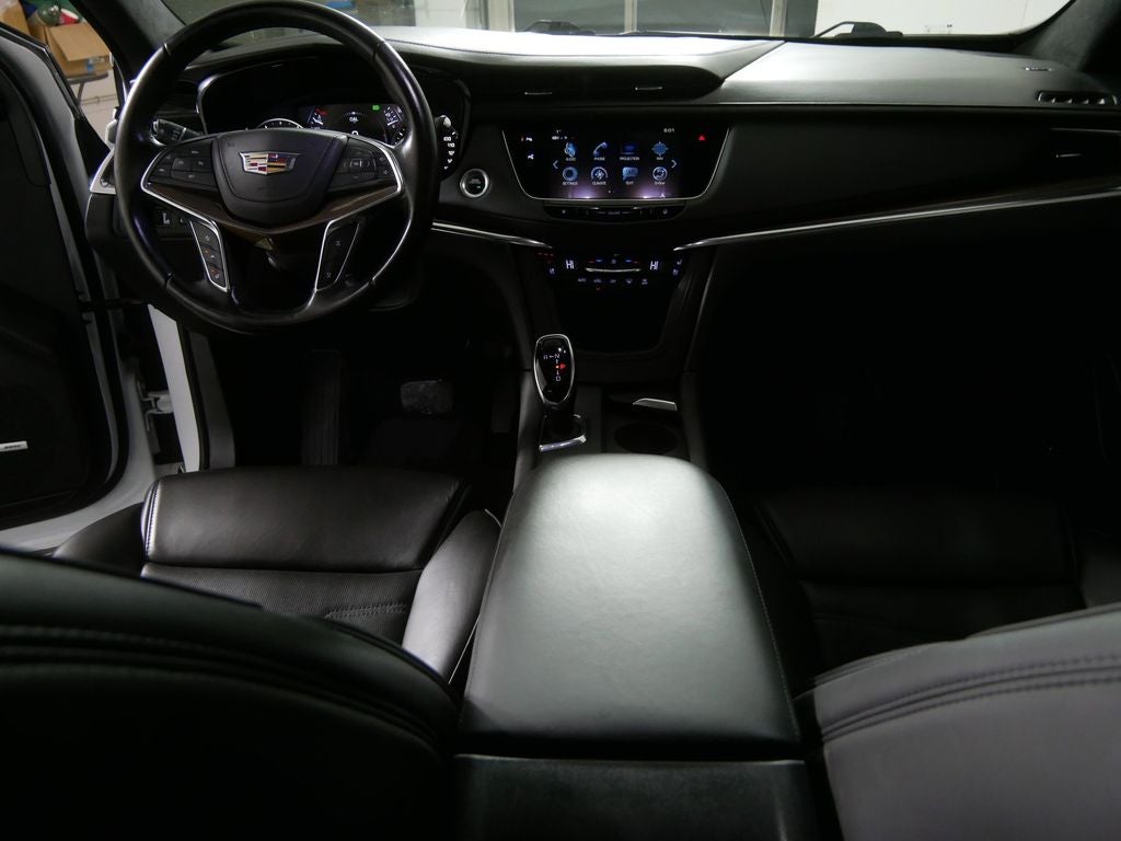 2019 Cadillac XT5 Platinum