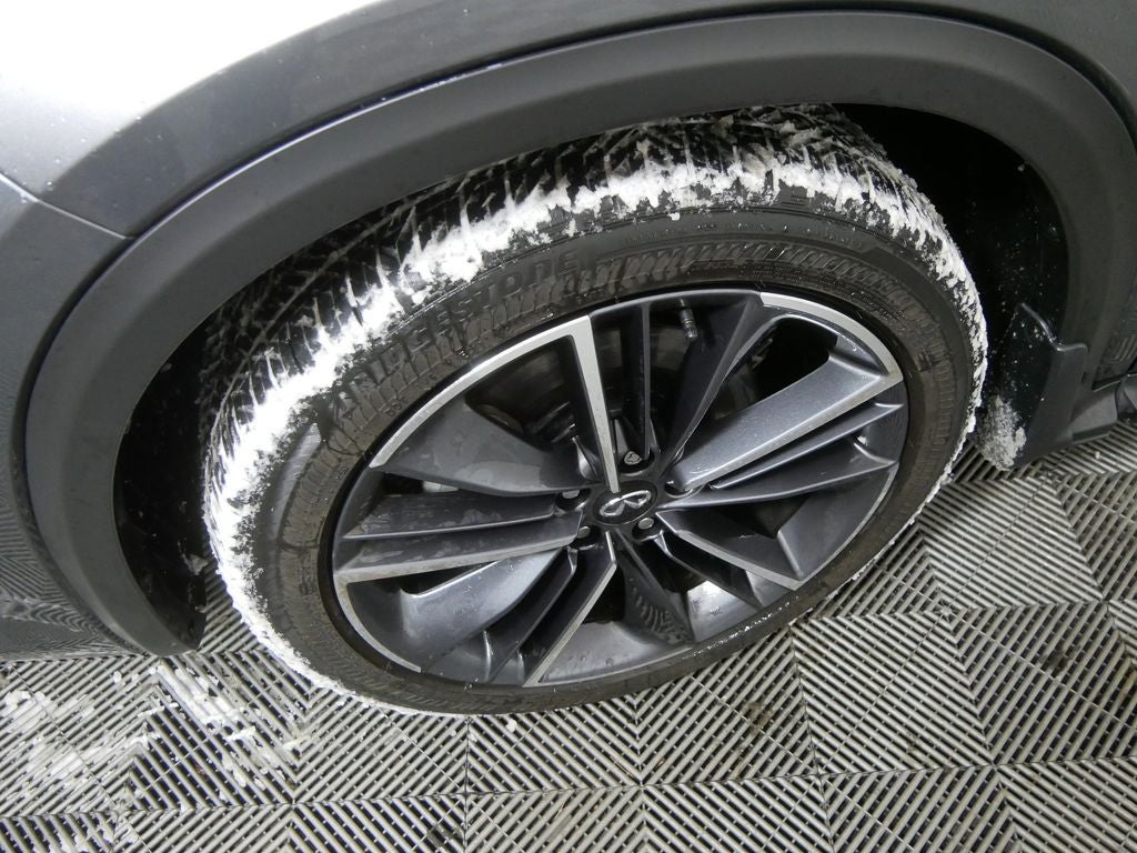 2025 INFINITI QX55 ESSENTIAL