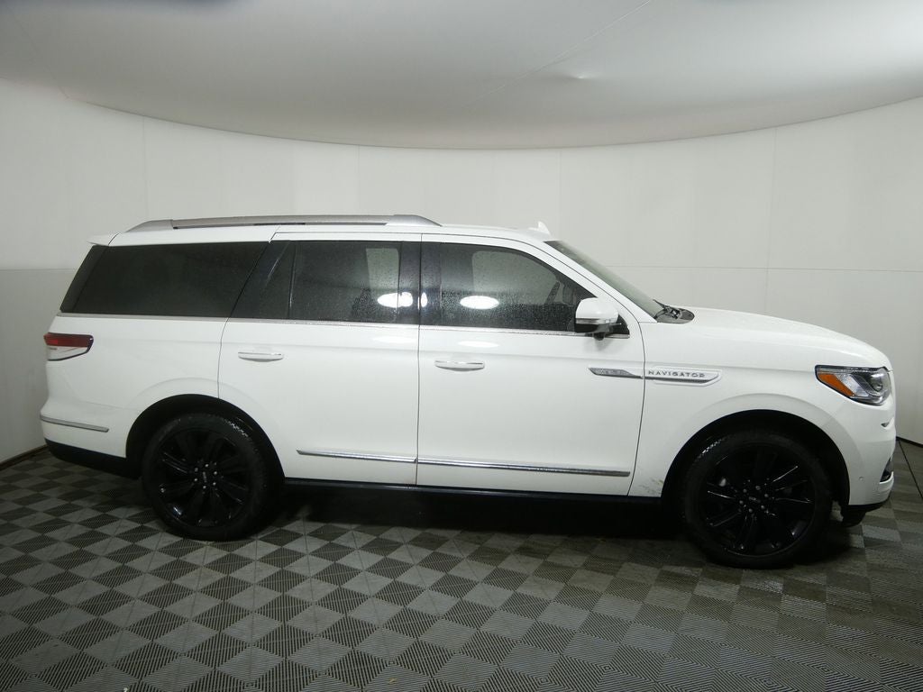 2024 Lincoln Navigator Reserve