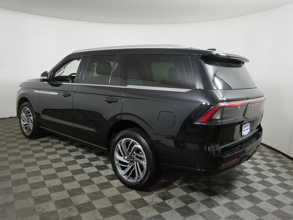 2025 Lincoln Navigator Reserve