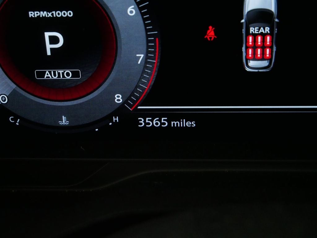 2024 Nissan Pathfinder Platinum