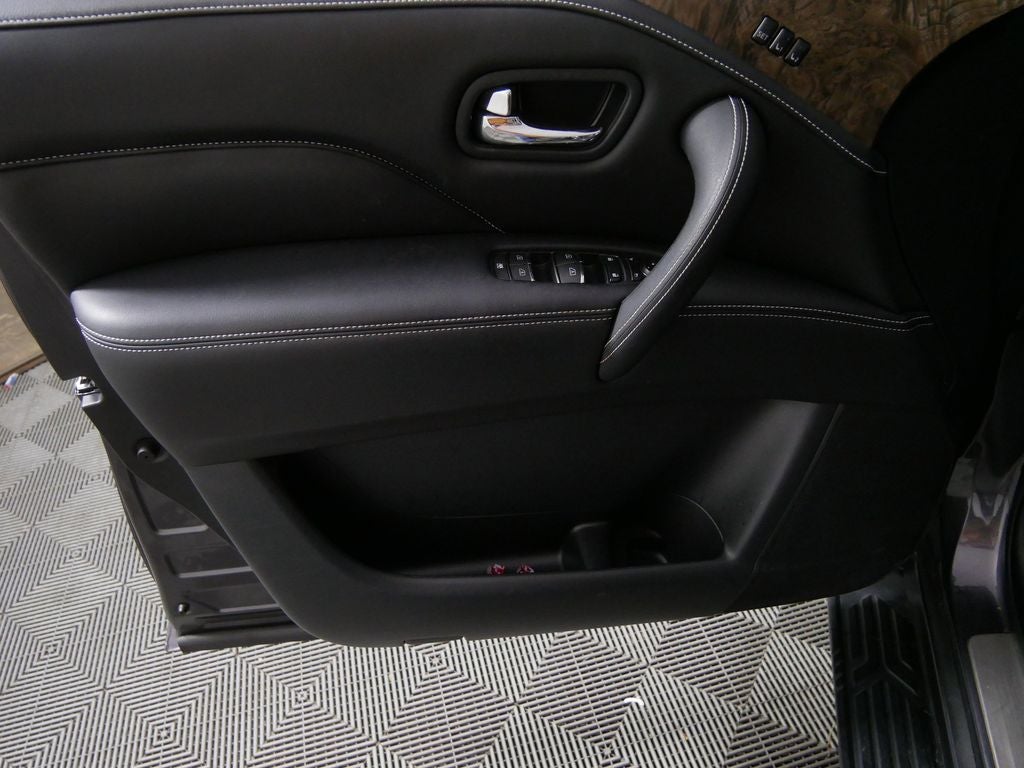 2023 INFINITI QX80 Premium Select