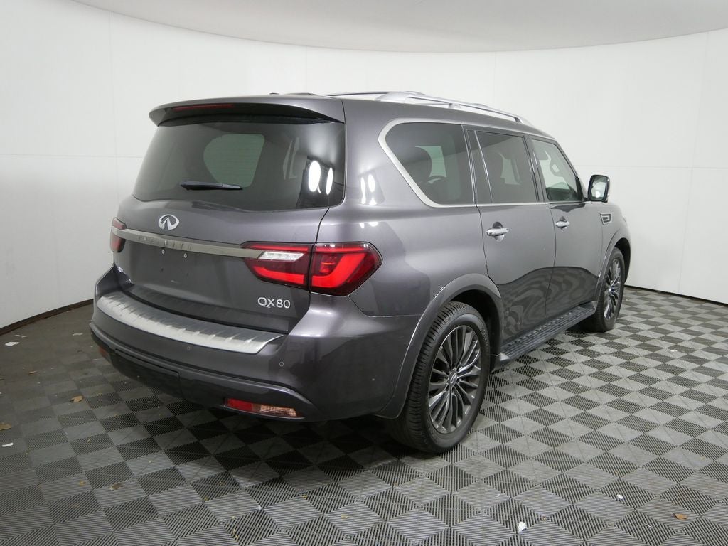 2023 INFINITI QX80 Premium Select