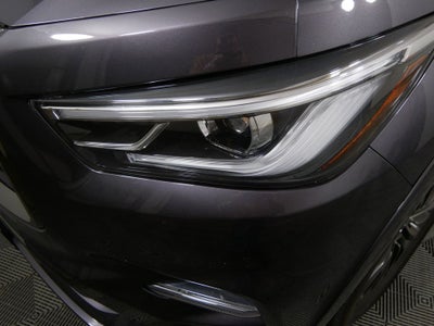 2023 INFINITI QX80 Premium Select