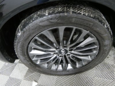 2023 INFINITI QX80 Sensory