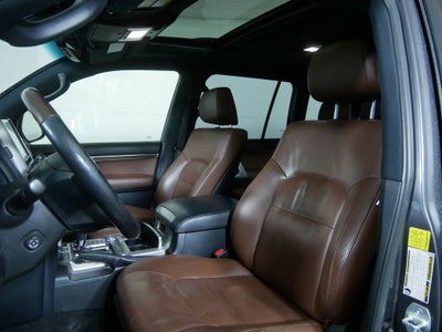 2019 Toyota Land Cruiser Base