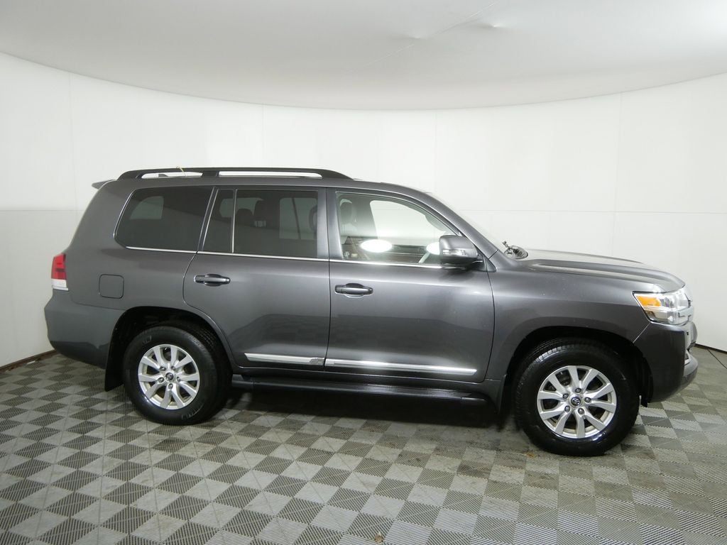 2019 Toyota Land Cruiser Base